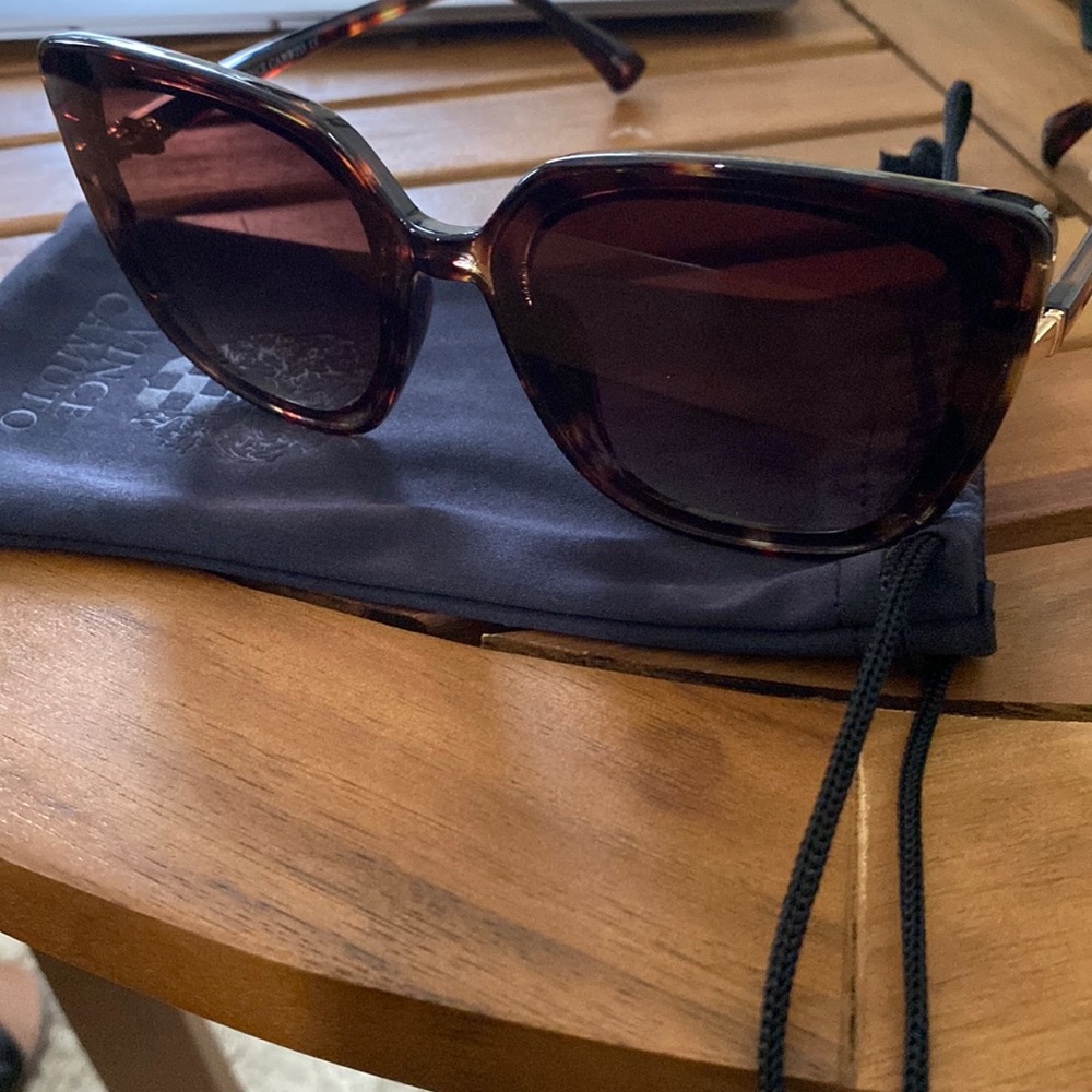 VINCE CAMUTO VC964-ST UV Cat Eye Tortoise Brown Frame Sunglasses